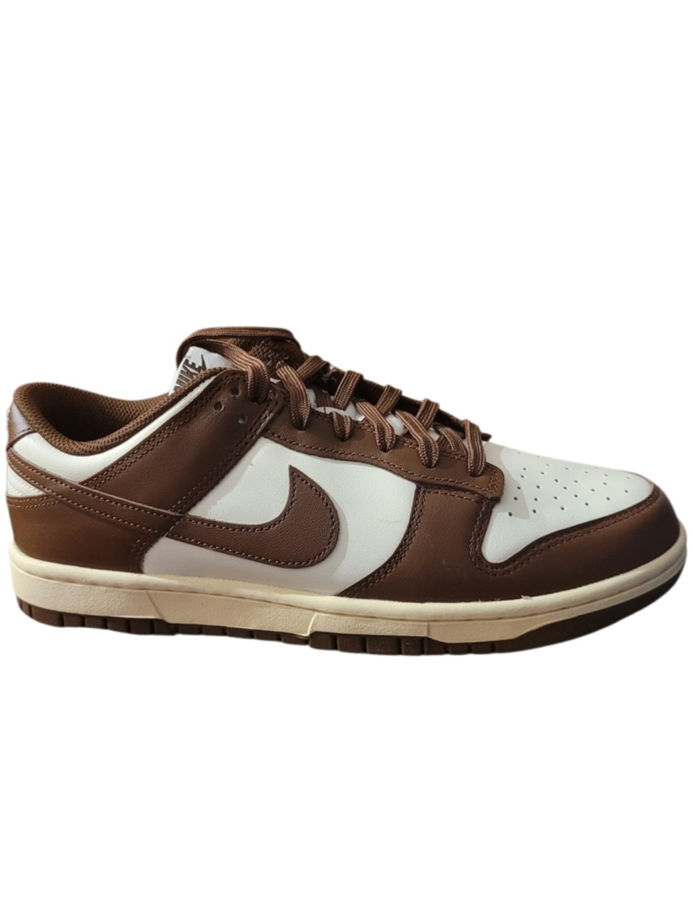 Nike Dunk Low "Cacao Wow"
 in Brown and White